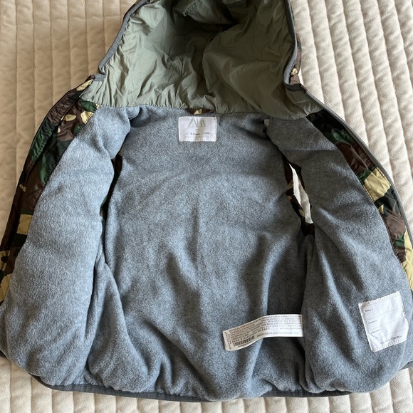 Zara toddler boys - puffer vest - size 3-4 - Picture 4 of 6